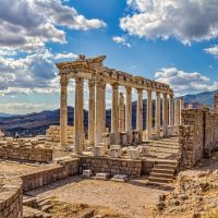 Holiday & Seasonal Tours