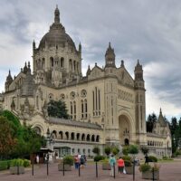 Layover Tours