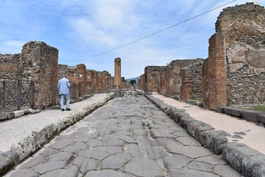 Easter in Pompeii