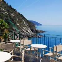 Wine Tasting & Winery Tours