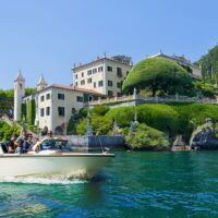 Hop-on Hop-off Tours