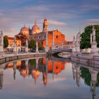 Holiday & Seasonal Tours
