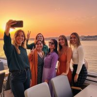 Holiday & Seasonal Tours