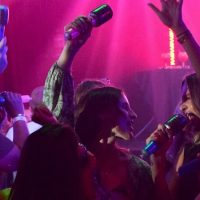 Shows, Concerts & Sports
