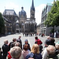 Holiday & Seasonal Tours