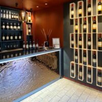 Wine Tasting & Winery Tours