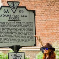 Holiday & Seasonal Tours